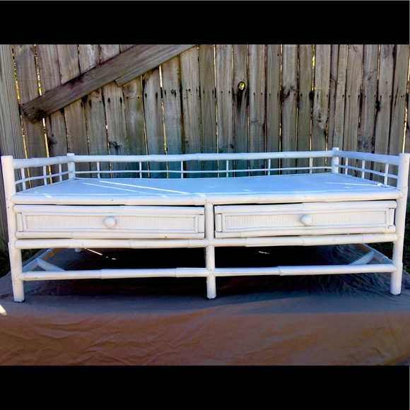 Guildmaster bed bench/with drawers